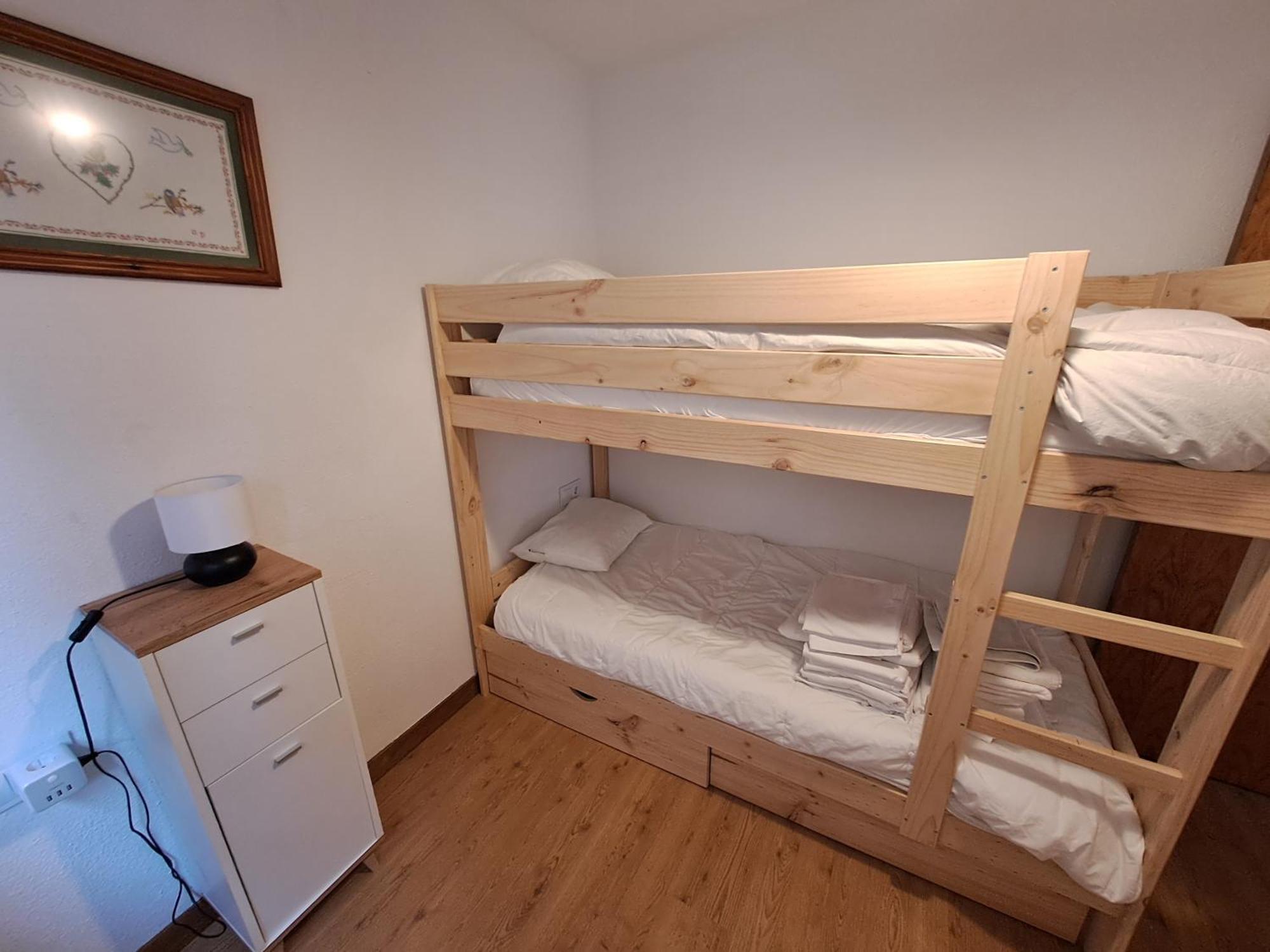 Casa Bihotz - Bonito Y Centrico Apartamento Con Garaje En Sallent Sallent de Gállego Eksteriør billede